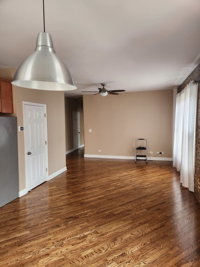 5201 S Blackstone Avenue #3E, Chicago, IL 60615