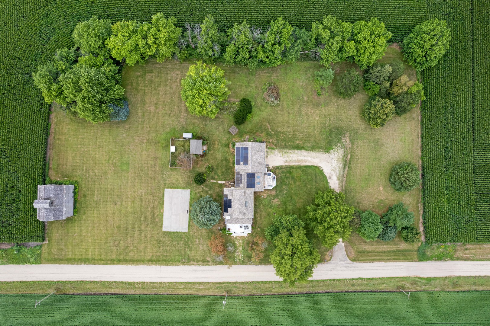 3705 Elva Road, Malta, IL 60150