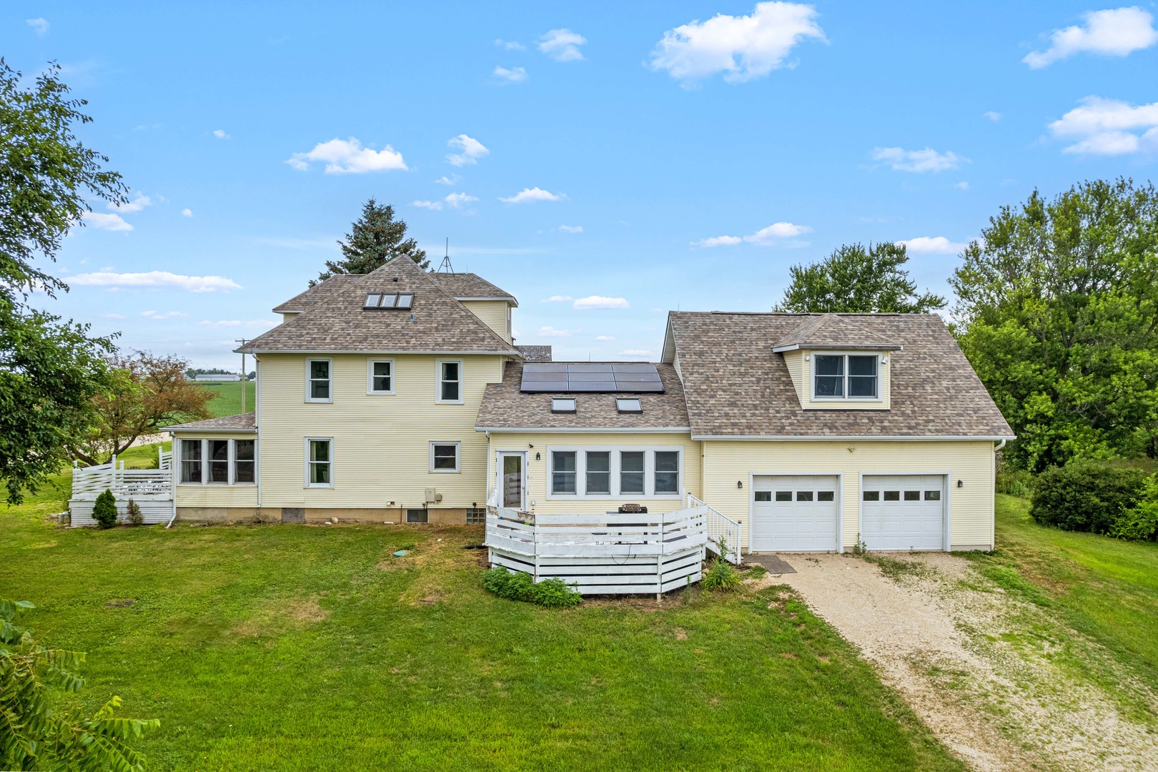 3705 Elva Road, Malta, IL 60150