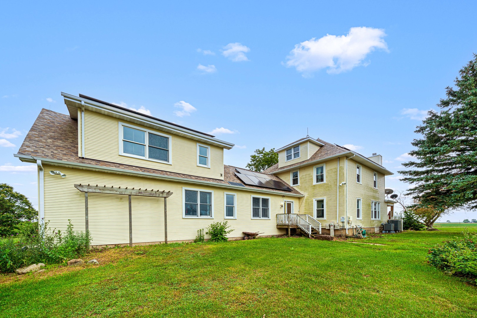 3705 Elva Road, Malta, IL 60150