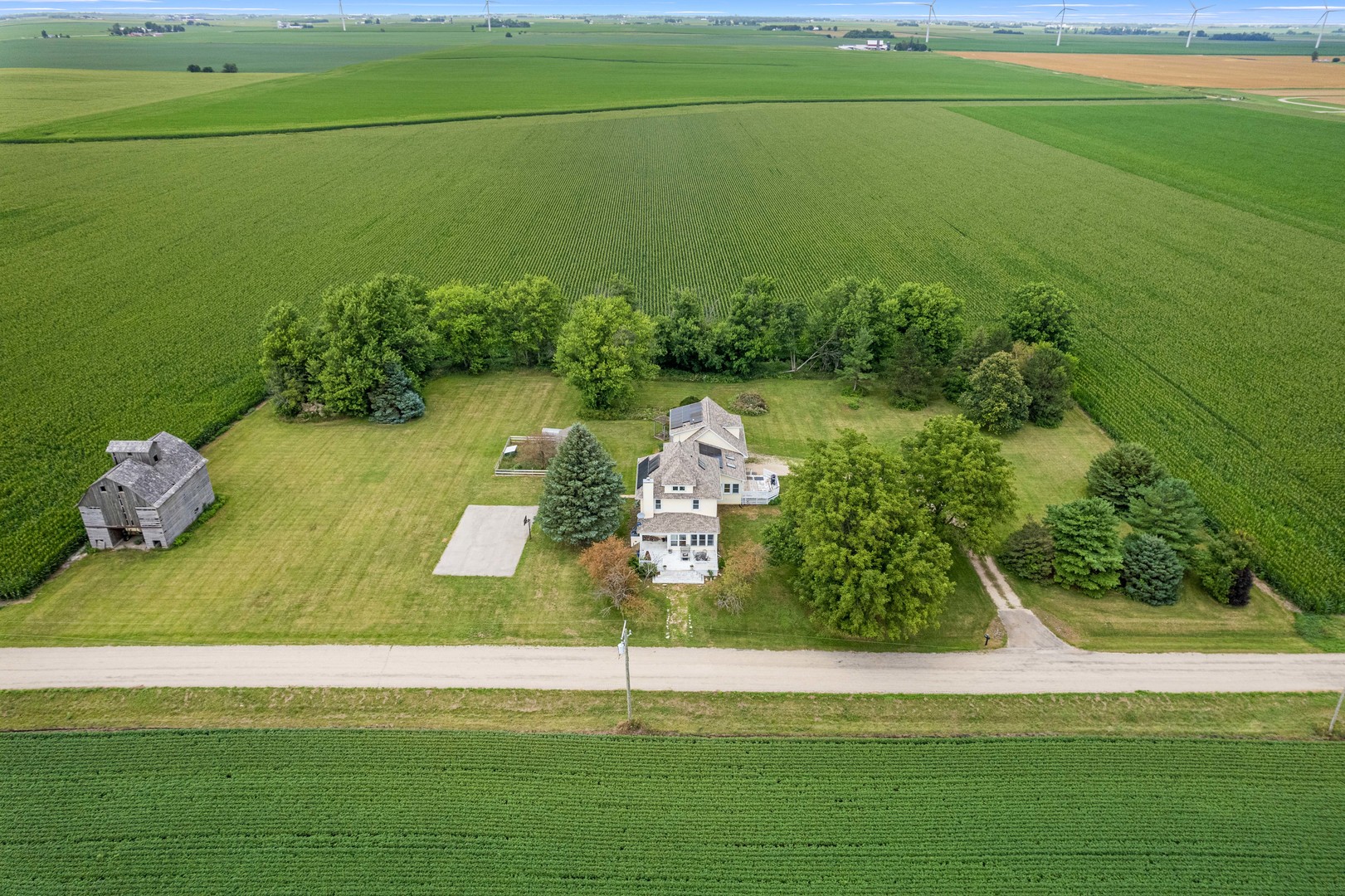 3705 Elva Road, Malta, IL 60150