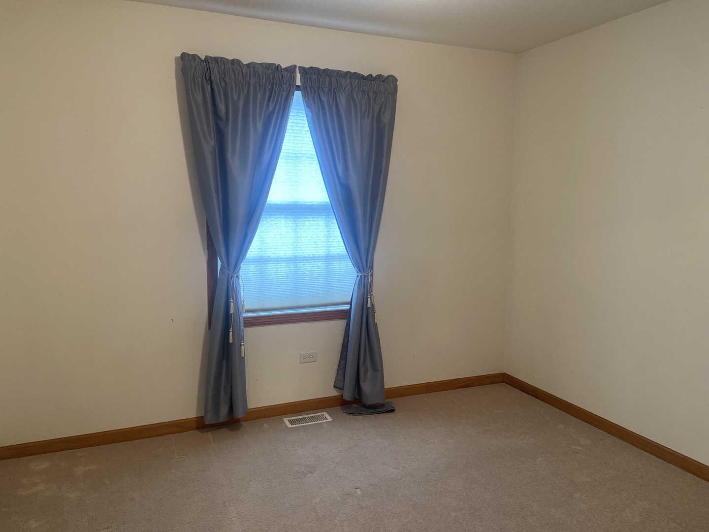 831 Oriole Drive, Peotone, IL 60468
