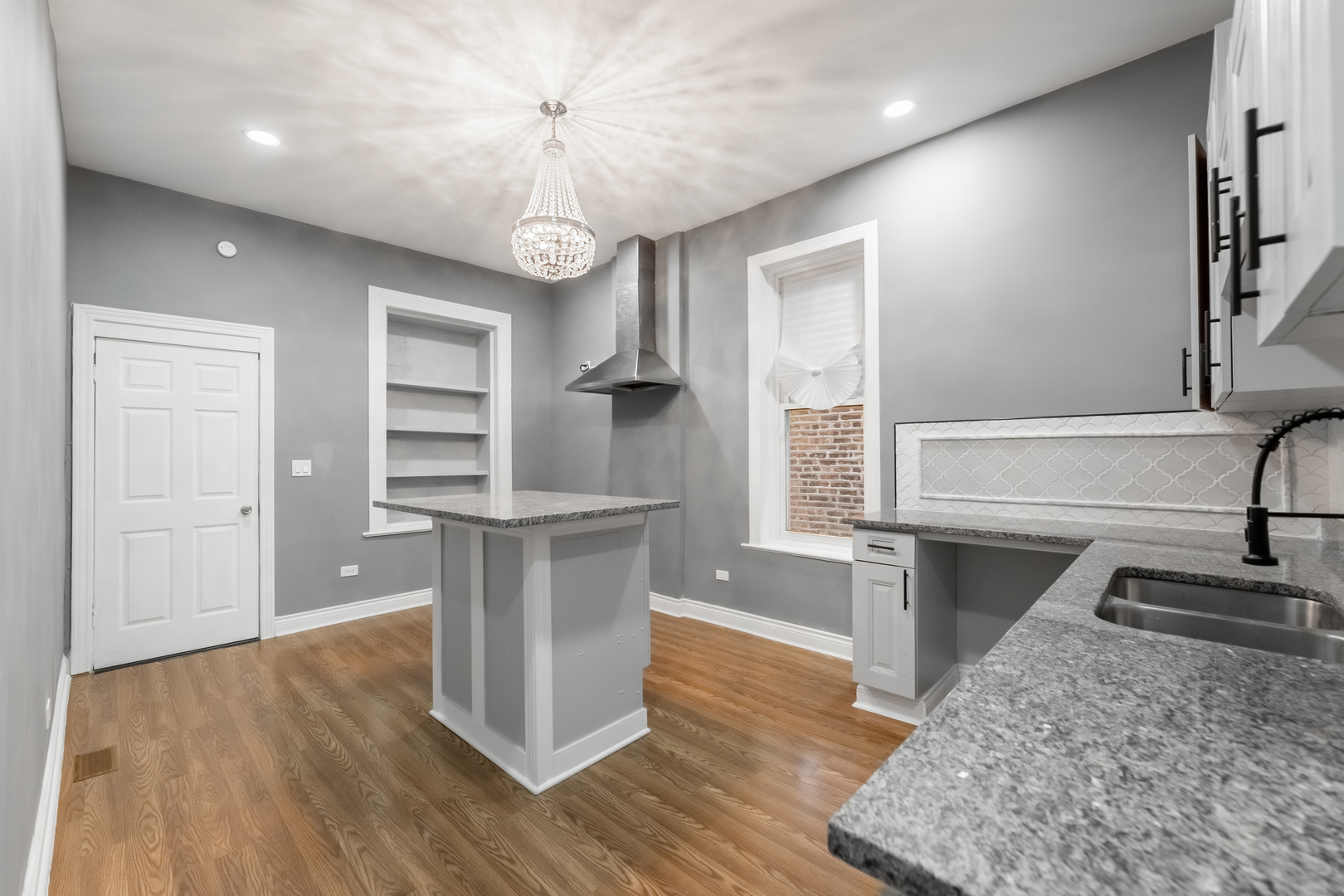 5630 S Green Street, Chicago, IL 60621