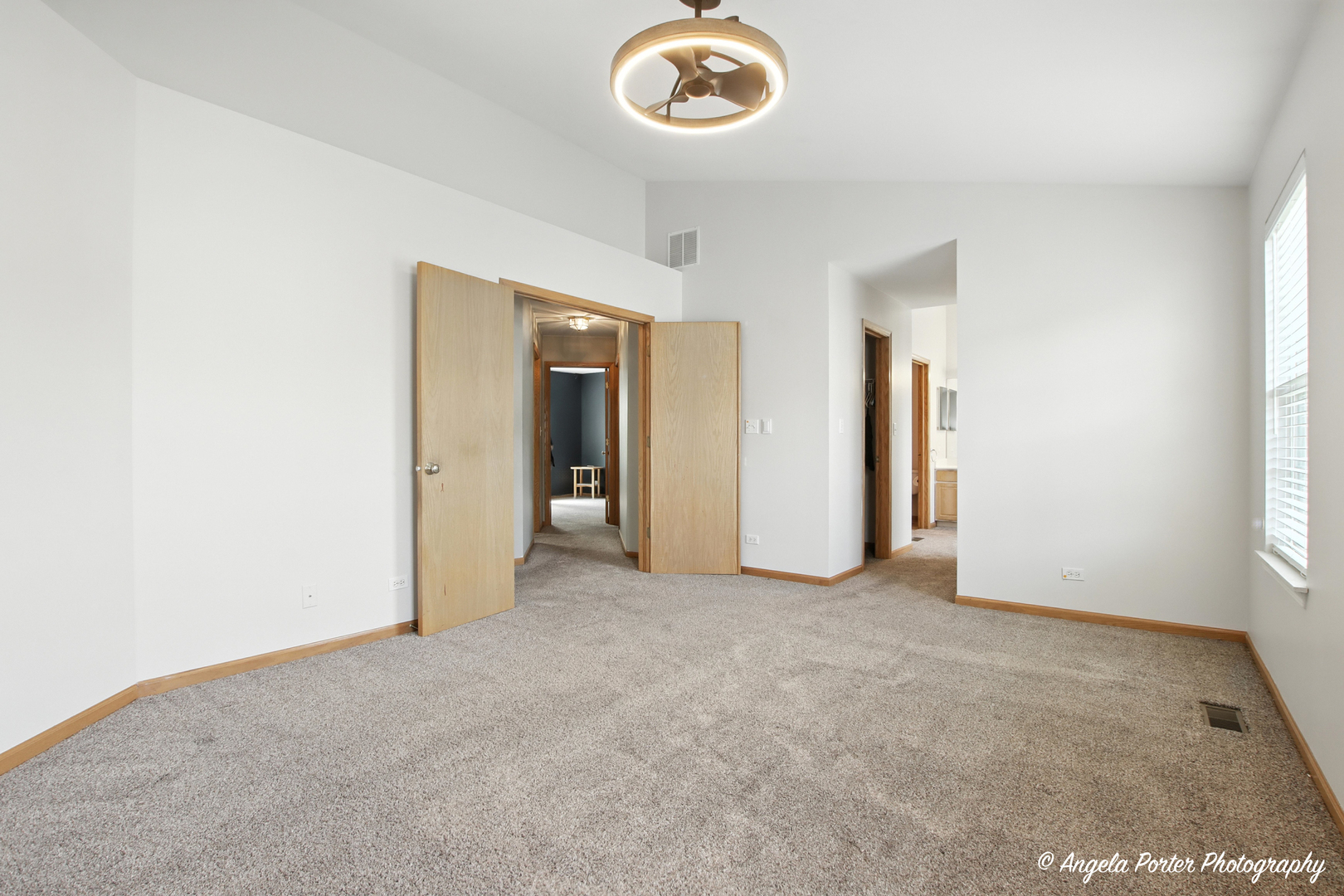 1585 Greenfield Court, Gurnee, IL 60031