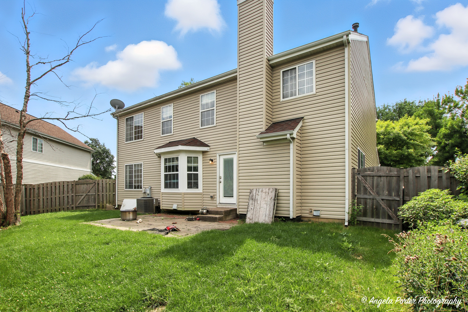 1585 Greenfield Court, Gurnee, IL 60031