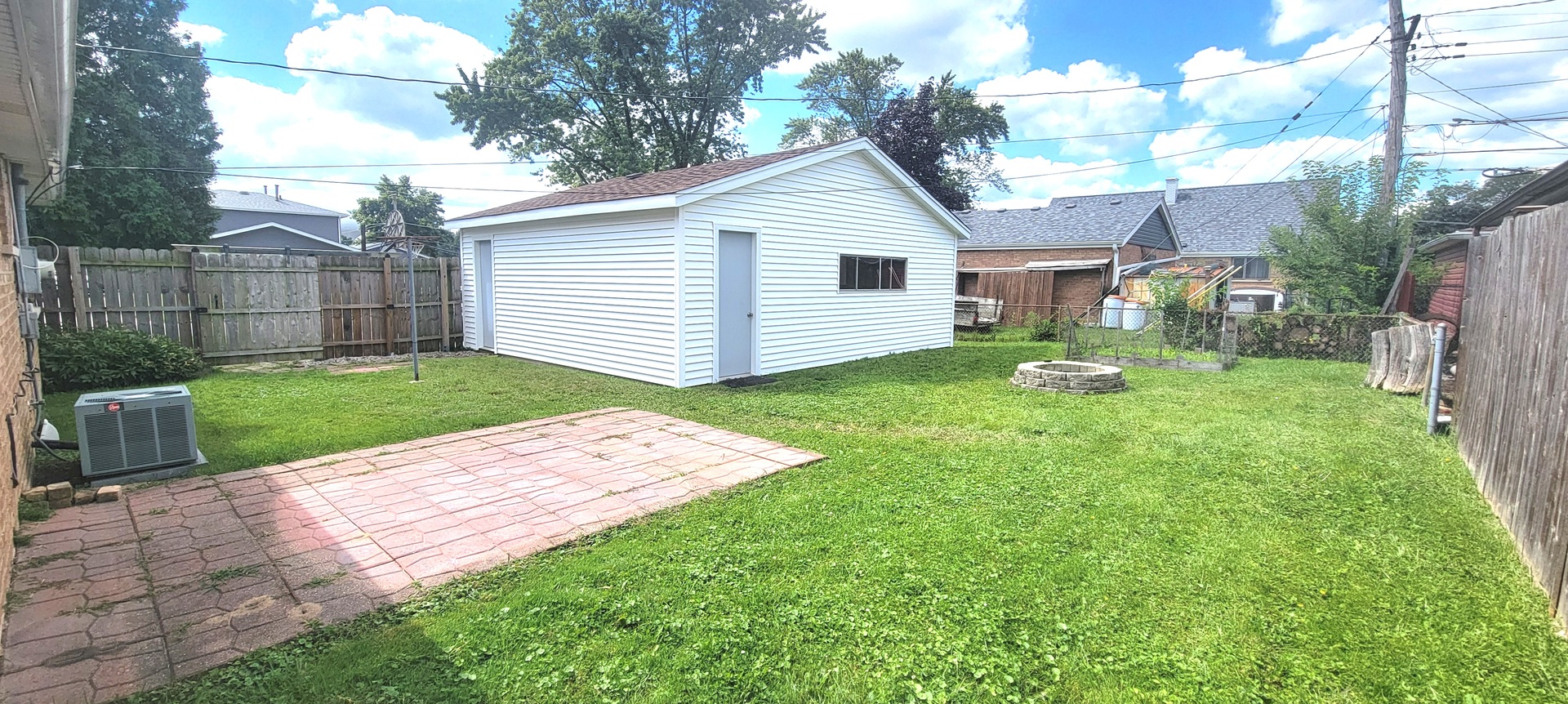9236 Stanford Drive, Bridgeview, IL 60455
