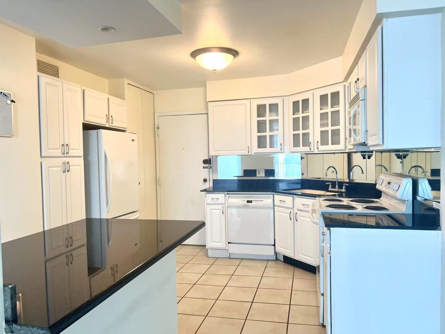 6033 N SHERIDAN Road #27C, Chicago, IL 60660