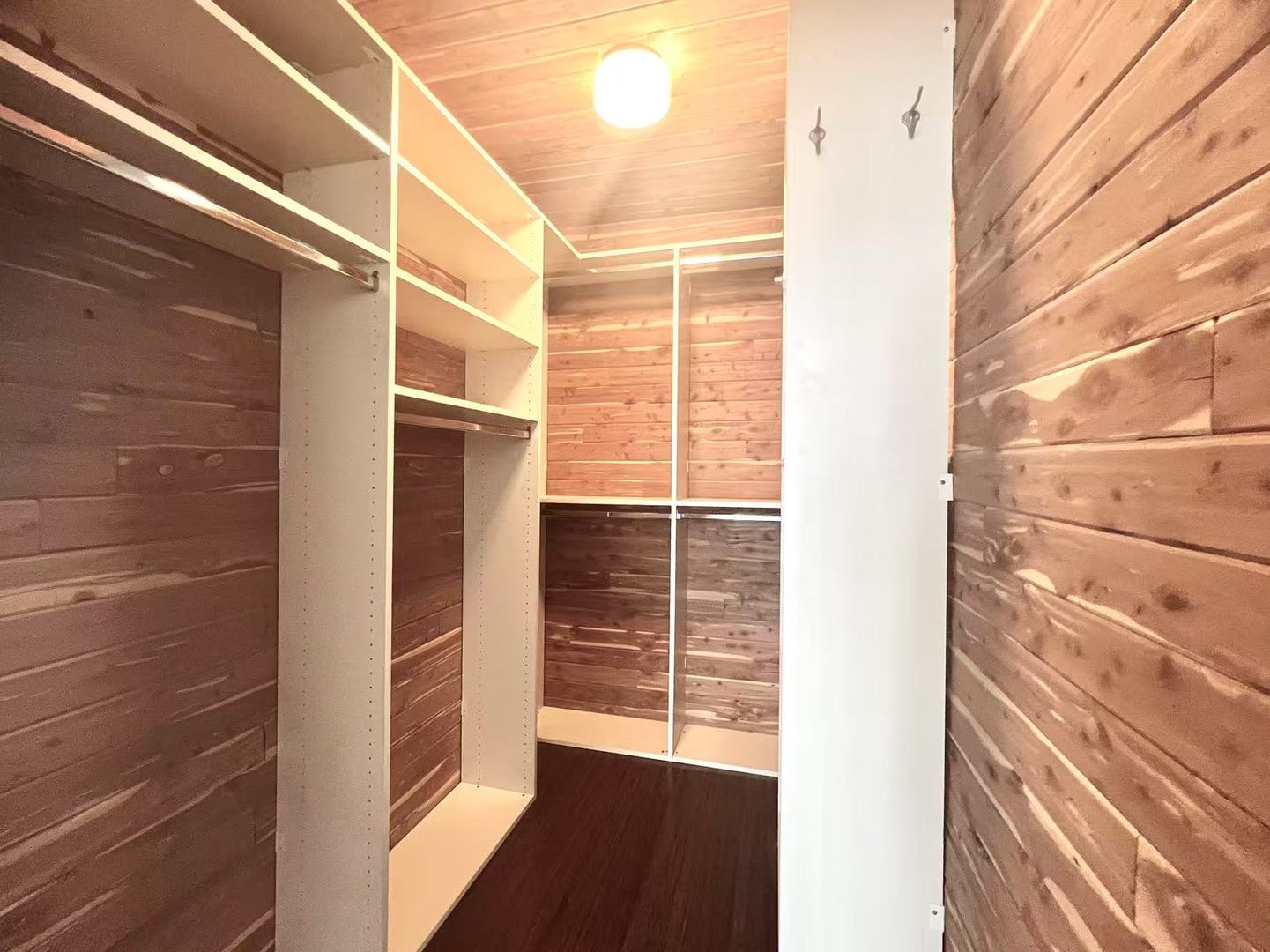 6033 N SHERIDAN Road #27C, Chicago, IL 60660