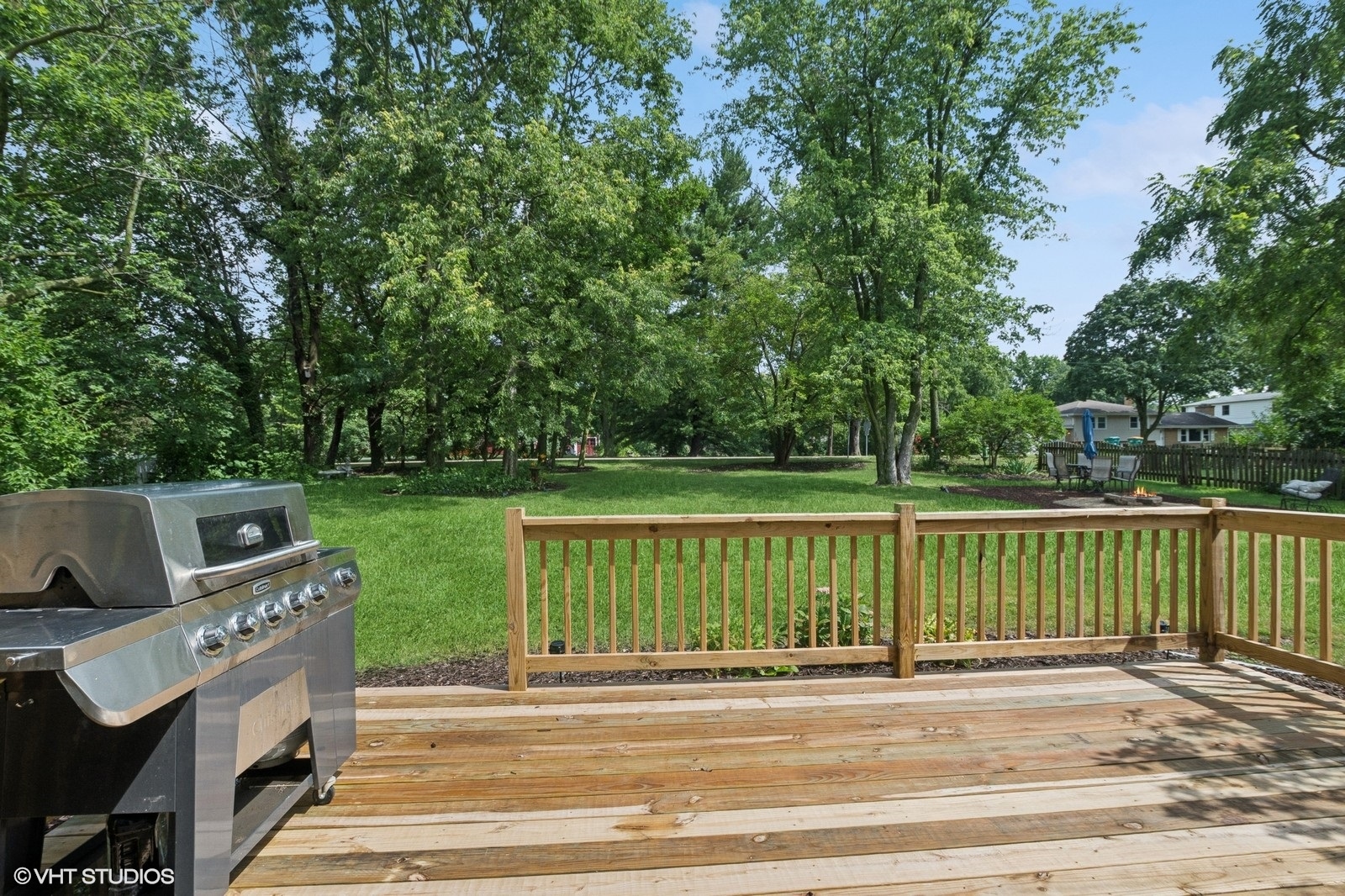 1007 Deshannon Court, Batavia, IL 60510