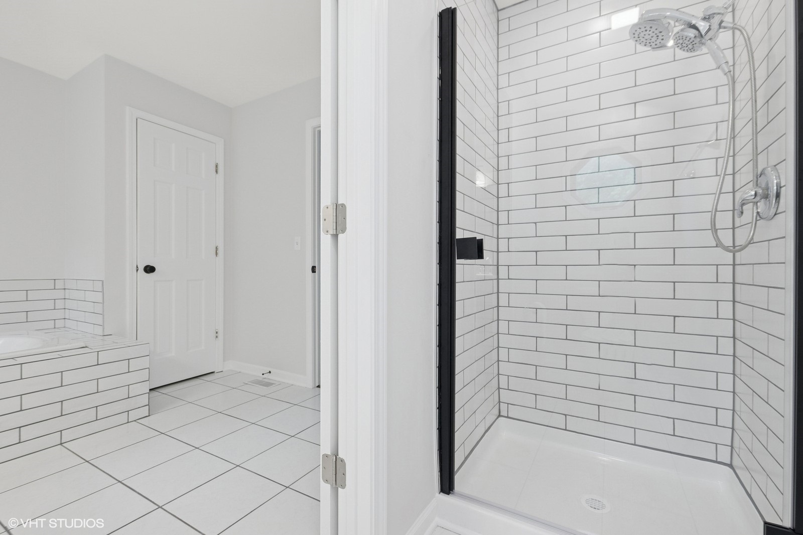 1007 Deshannon Court, Batavia, IL 60510