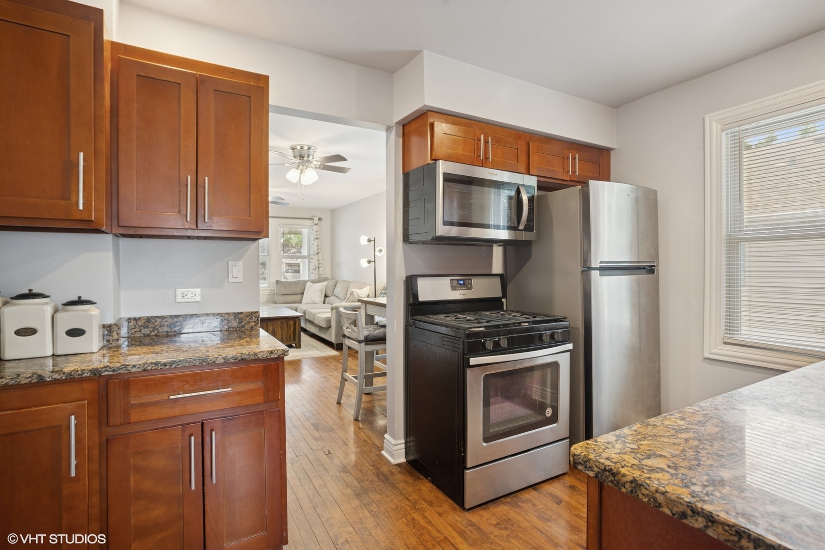 2444 N ERIE Avenue, River Grove, IL 60171