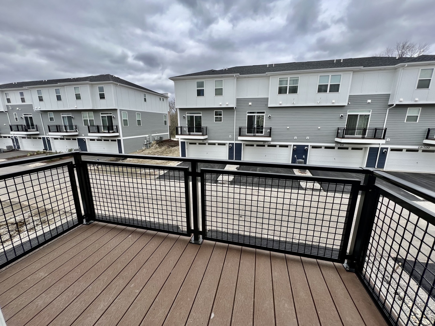 29W708 Cambridge Street, Warrenville, IL 60555