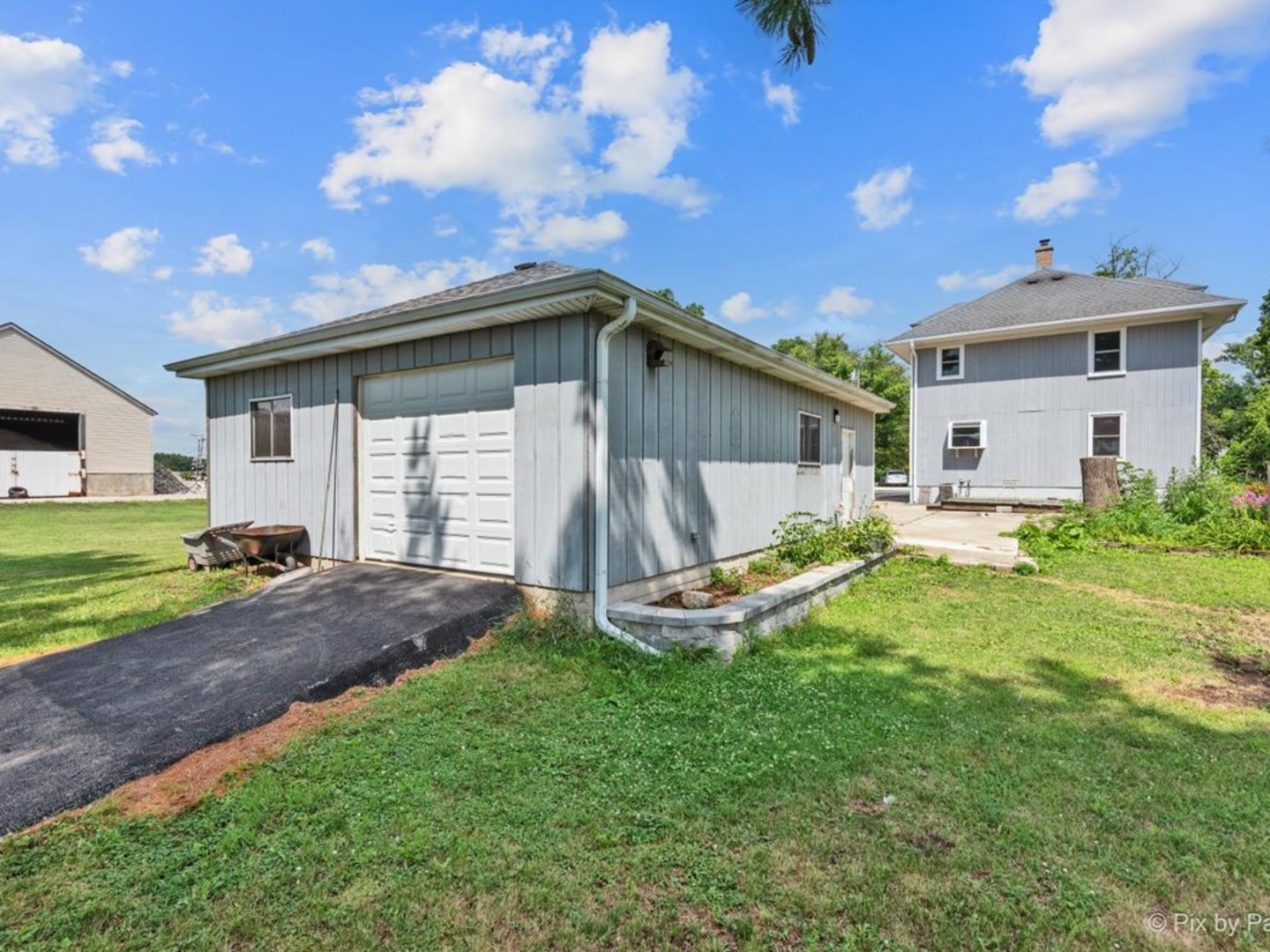 10N874 Rippburger Road, Elgin, IL 60124