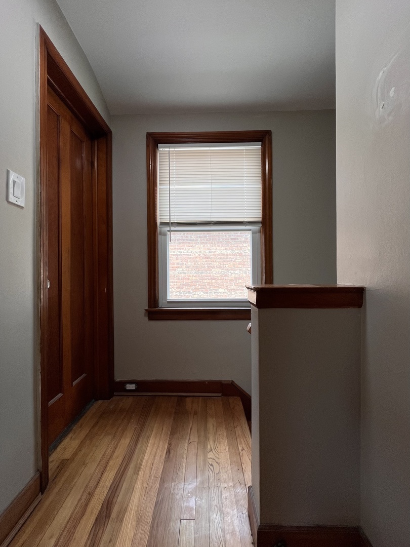 5238 S Hamlin Avenue, Chicago, IL 60632
