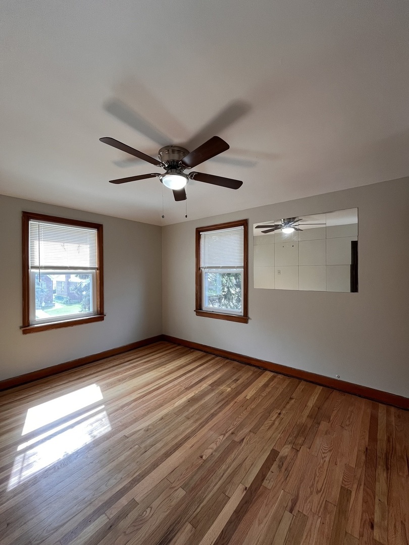 5238 S Hamlin Avenue, Chicago, IL 60632
