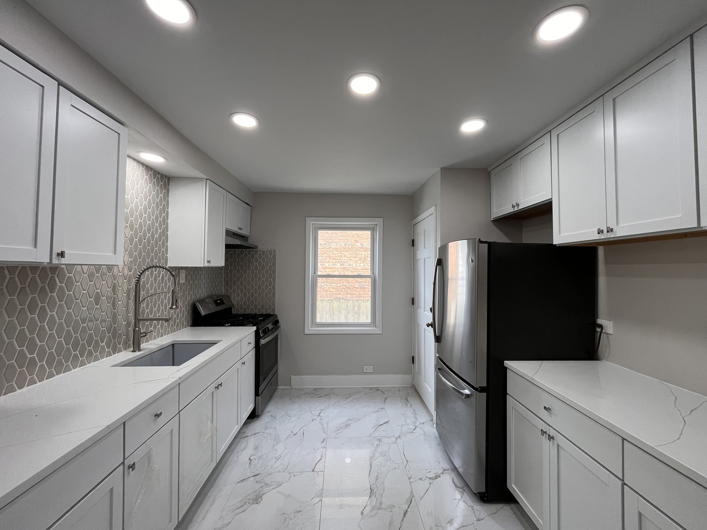 5238 S Hamlin Avenue, Chicago, IL 60632