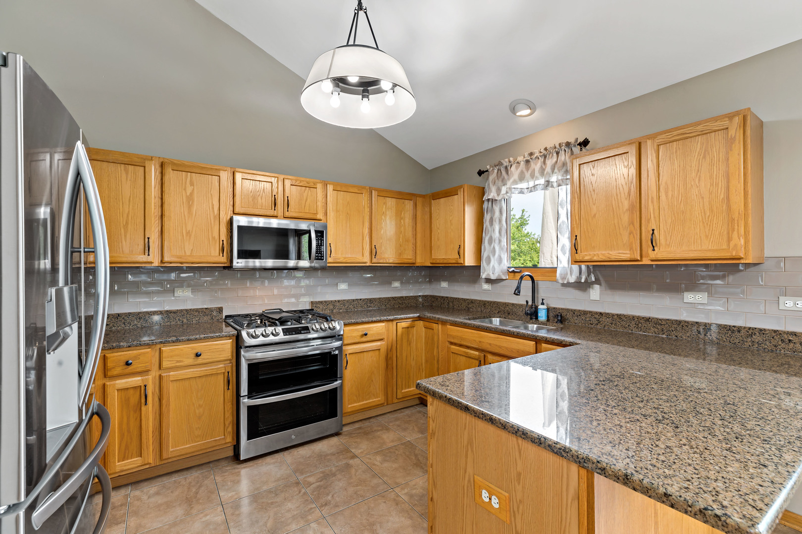 2807 Southwind Drive, New Lenox, IL 60451