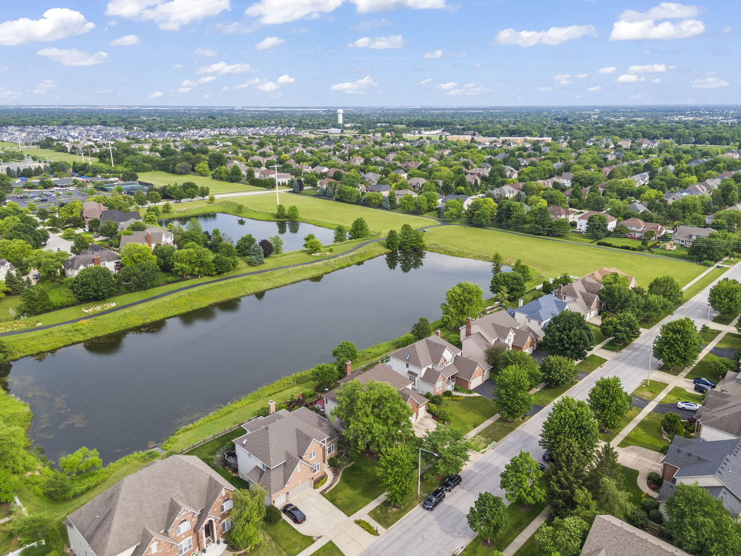3316 Tall Grass Drive, Naperville, IL 60564