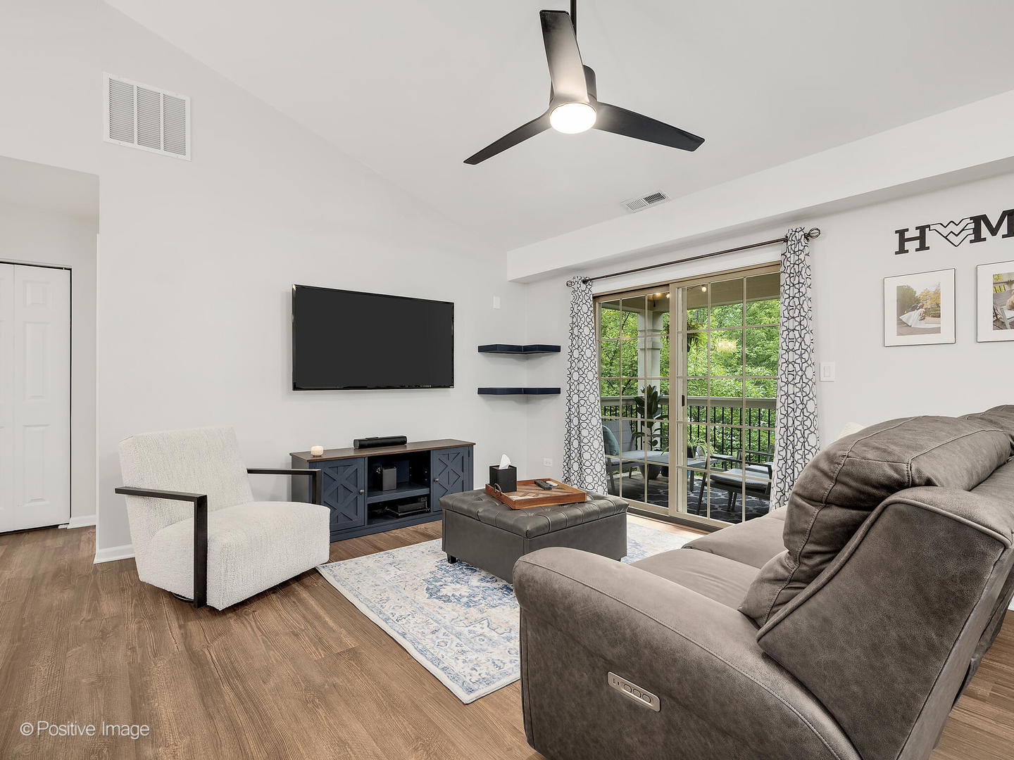 1032 Swift Road #2B, Glen Ellyn, IL 60137
