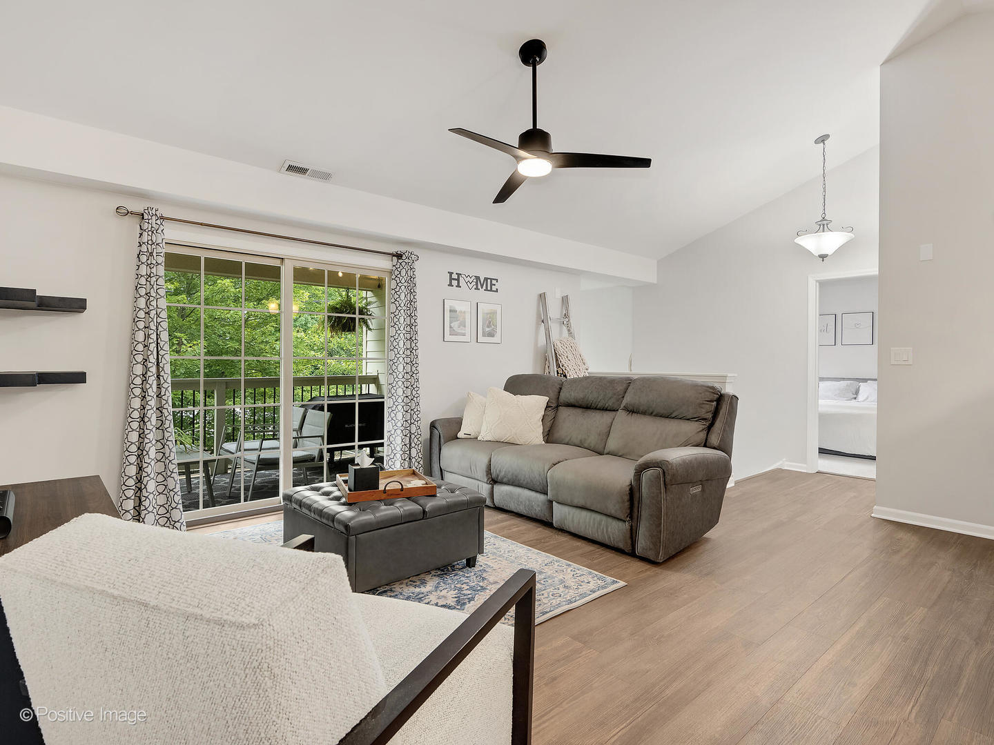 1032 Swift Road #2B, Glen Ellyn, IL 60137