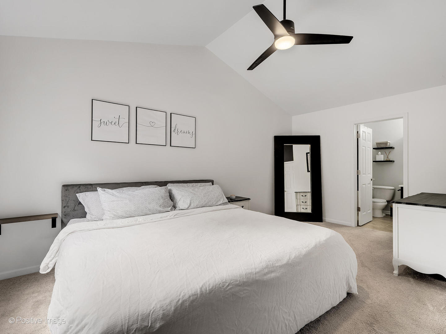 1032 Swift Road #2B, Glen Ellyn, IL 60137