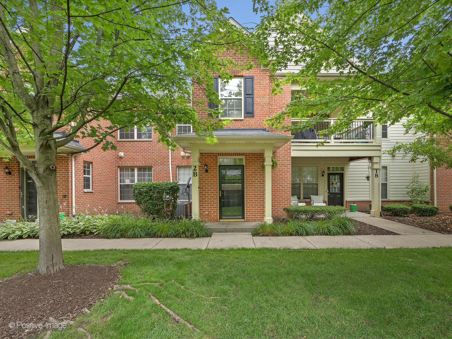 1032 Swift Road #2B, Glen Ellyn, IL 60137