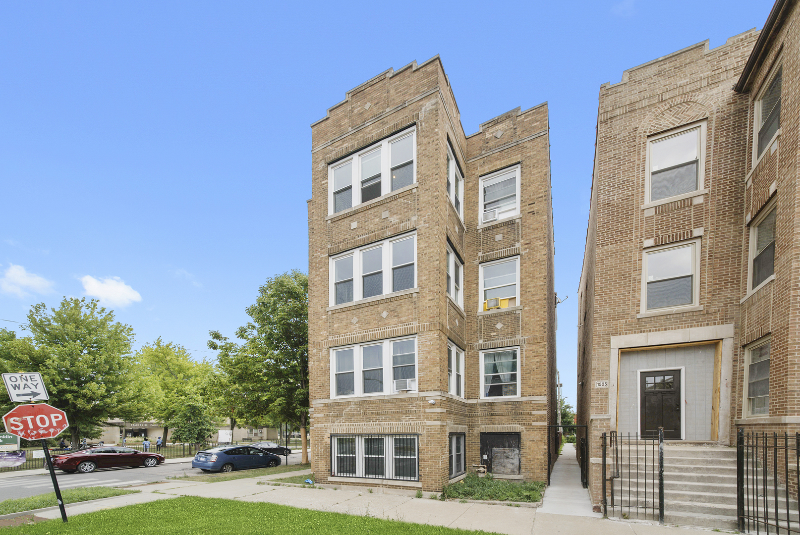1501 S Kolin Avenue, Chicago, IL 60623