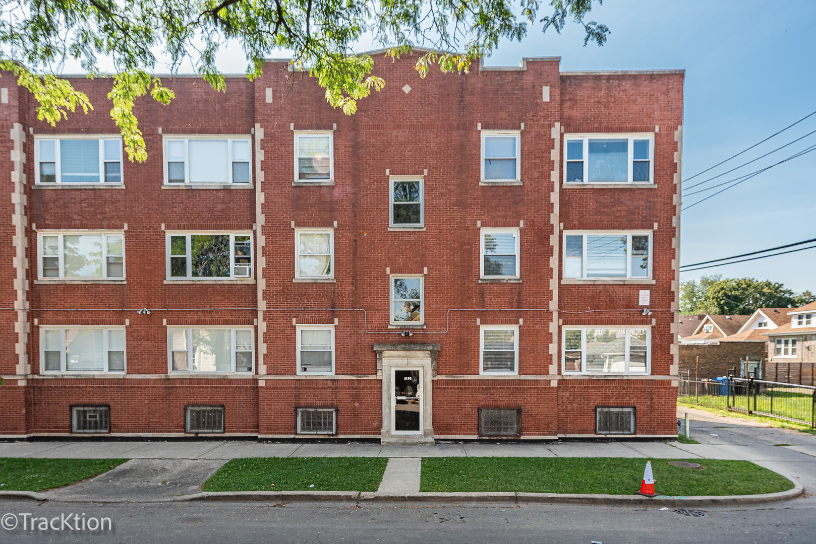 4107 W Iowa Street #6, Chicago, IL 60651