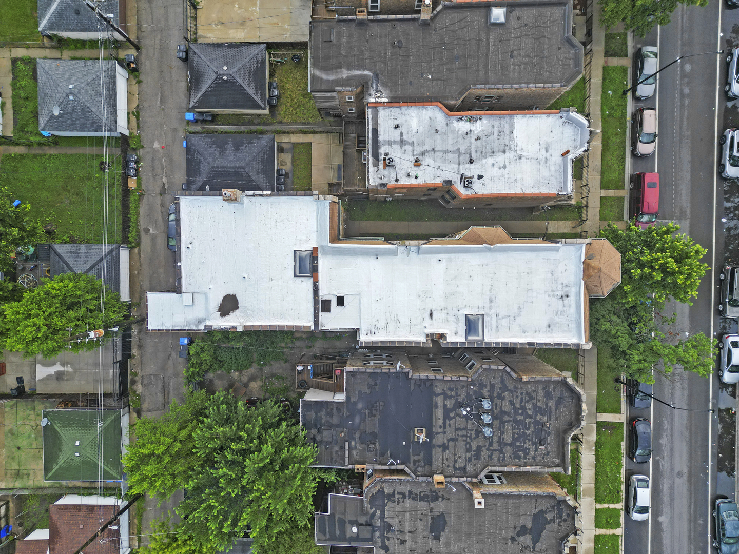 3916 W Congress Parkway, Chicago, IL 60624
