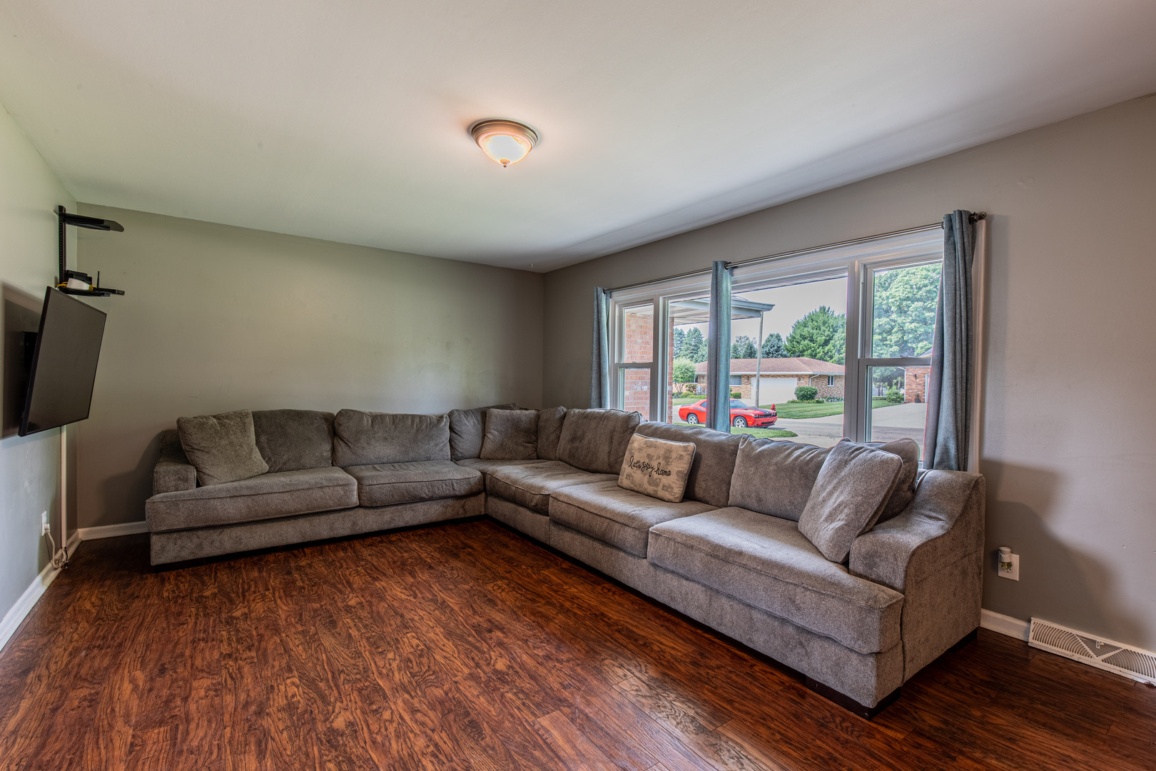 1009 S Park Avenue, Mendota, IL 61342