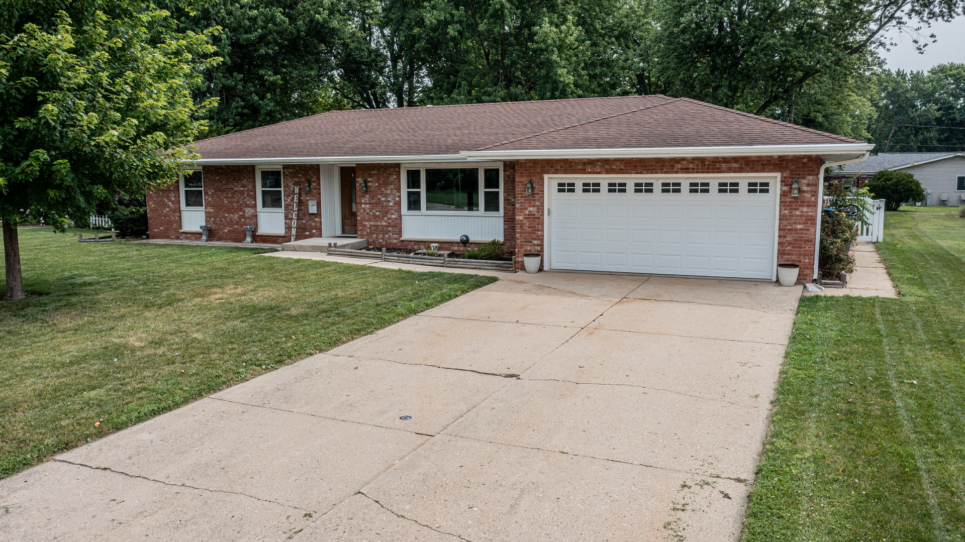 1009 S Park Avenue, Mendota, IL 61342