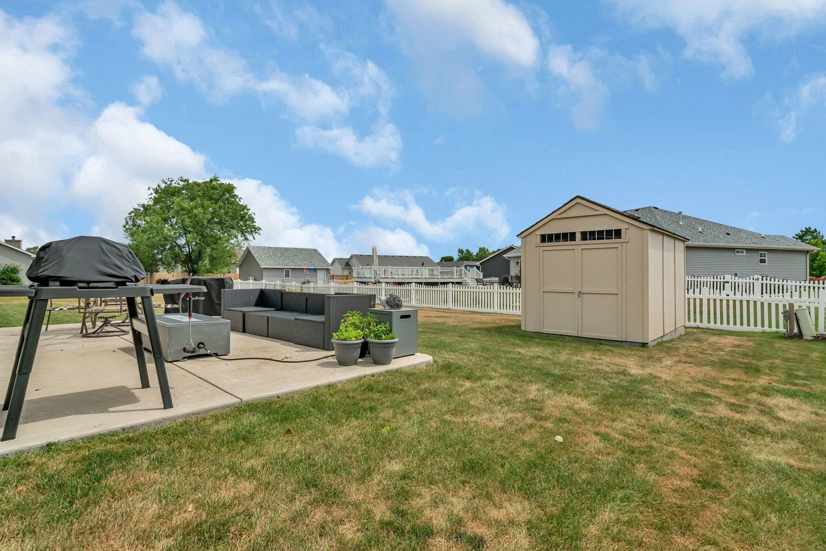 325 Enrietta Drive, Coal City, IL 60416
