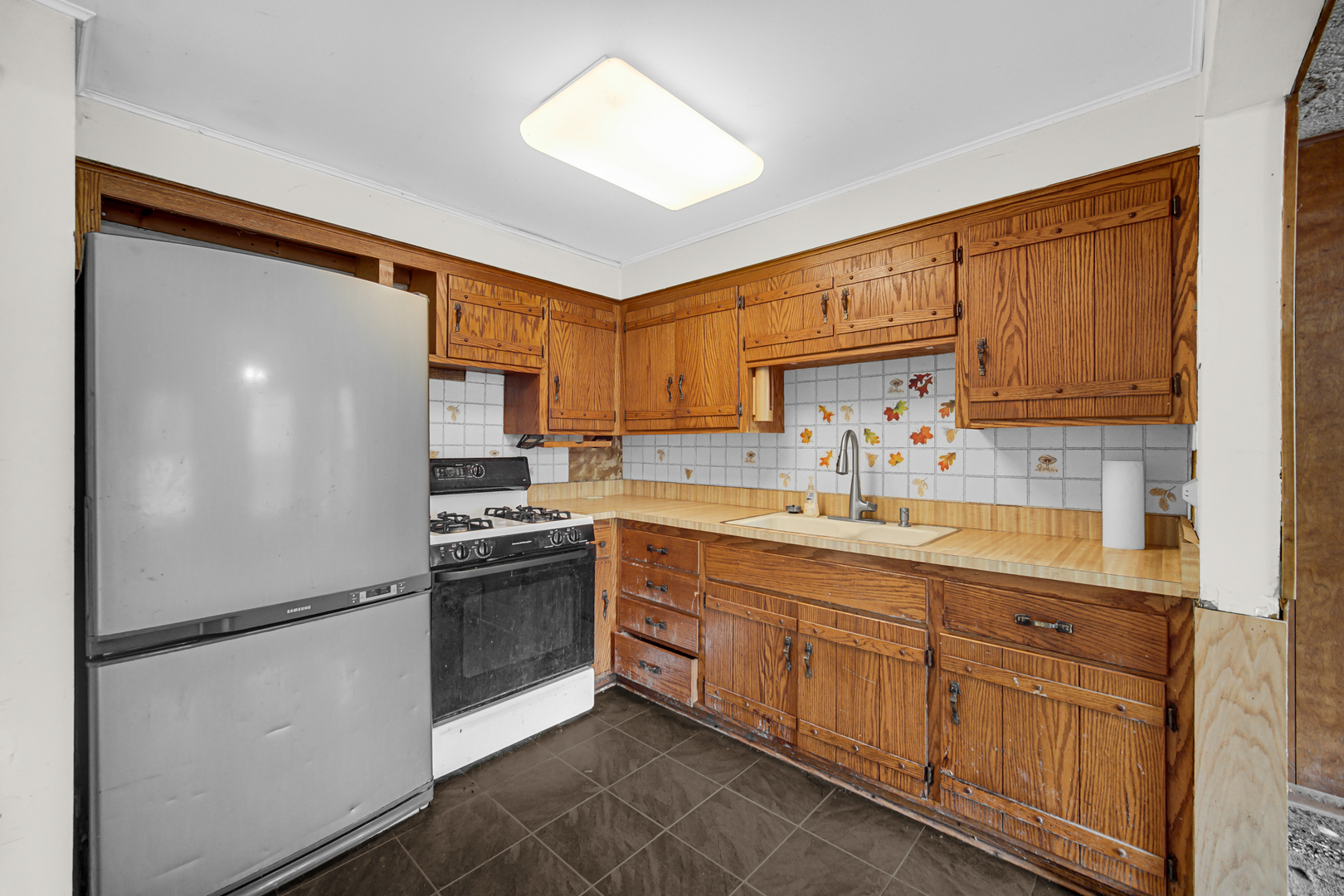 234 N Knollwood Drive, Wheaton, IL 60187