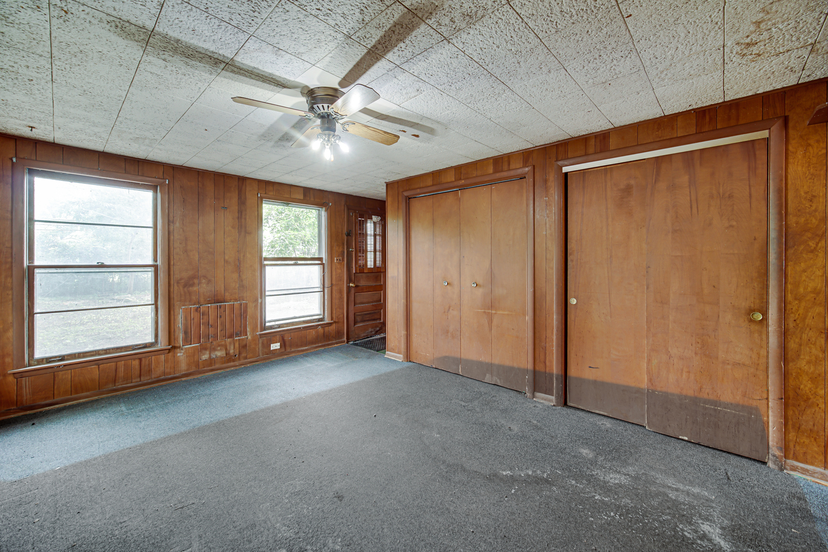 234 N Knollwood Drive, Wheaton, IL 60187