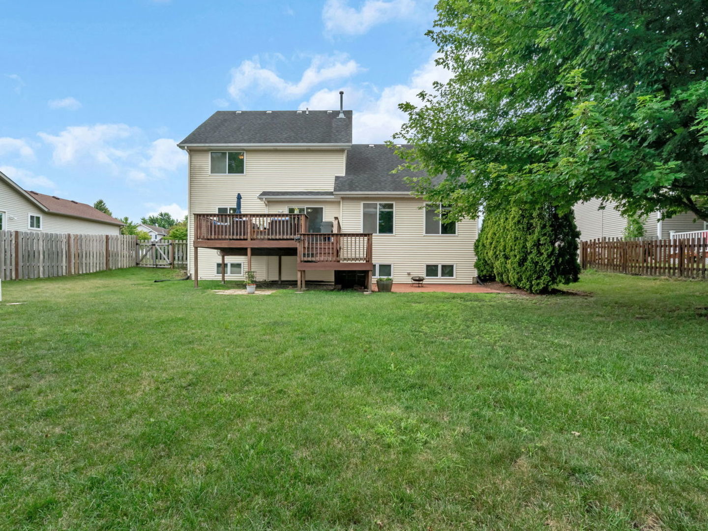 26330 W Bayberry Court, Channahon, IL 60410