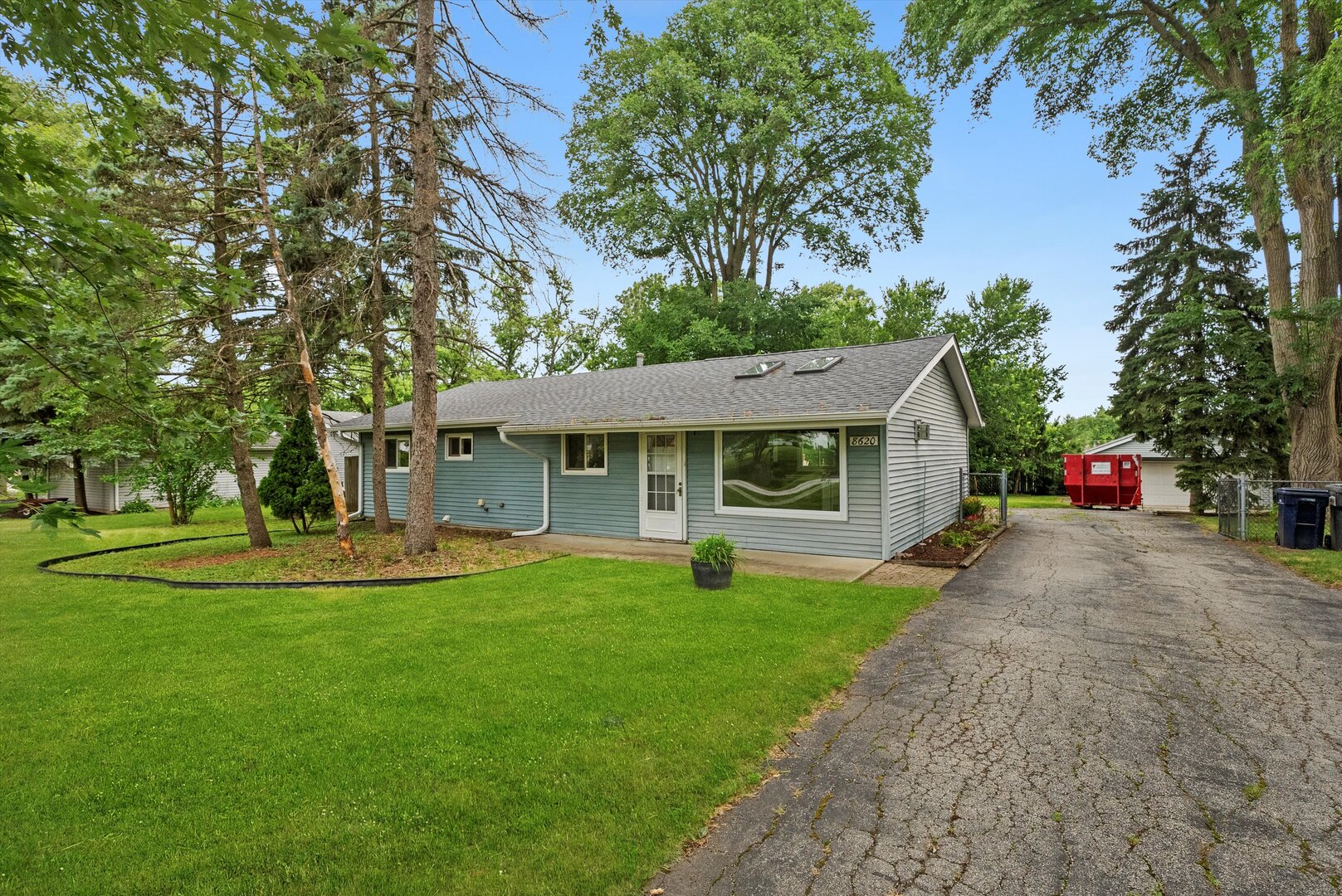 8620 W 170th Place, Orland Park, IL 60462