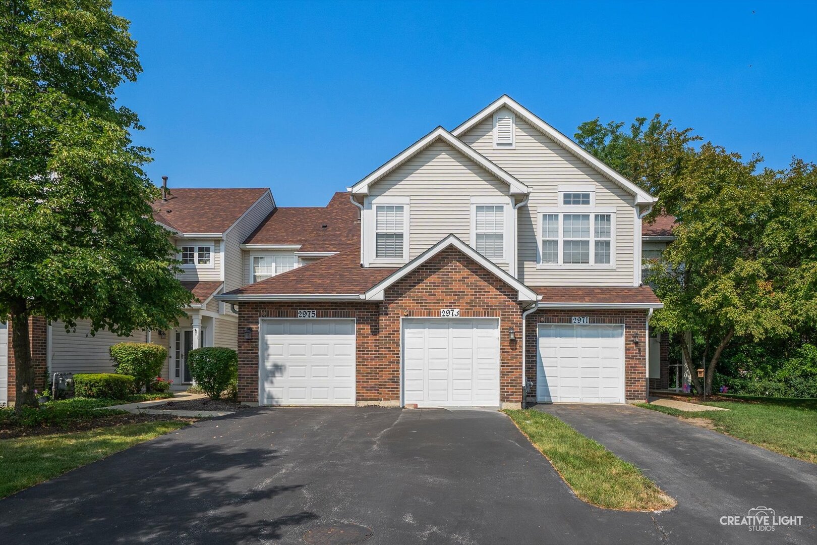 2973 Kentshire Circle #2973, Naperville, IL 60564