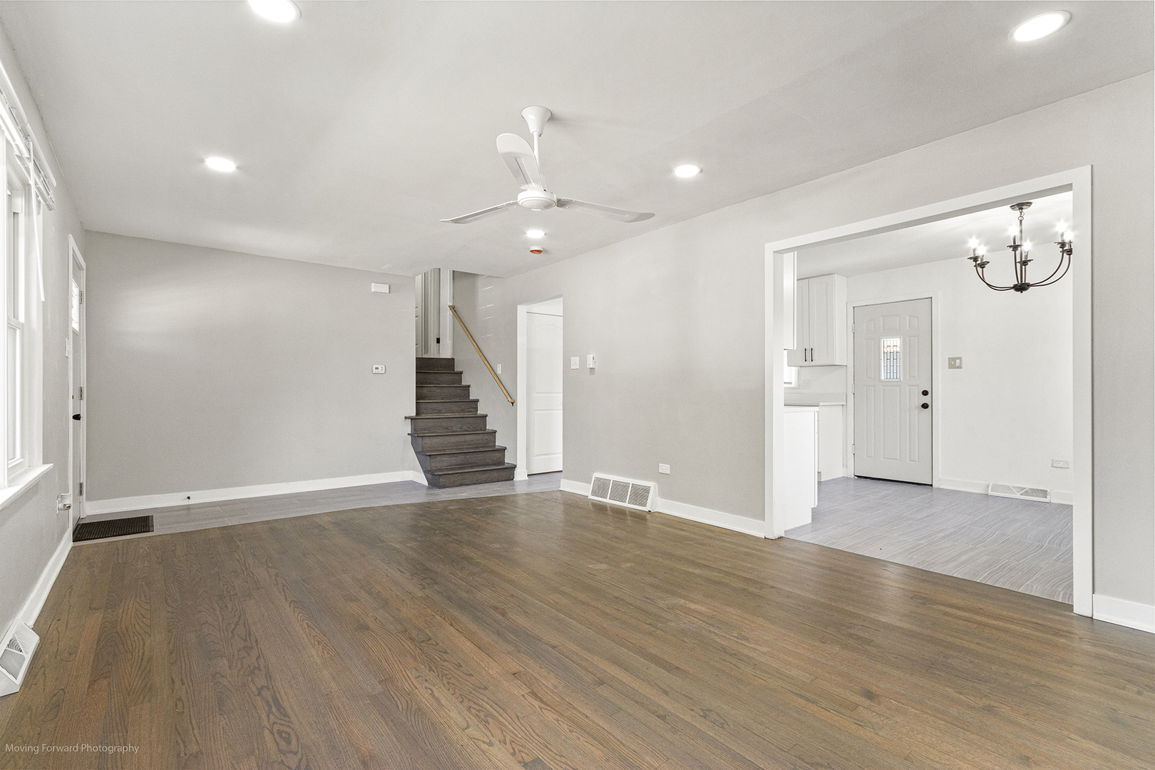 14101 S Saginaw Avenue, Burnham, IL 60633