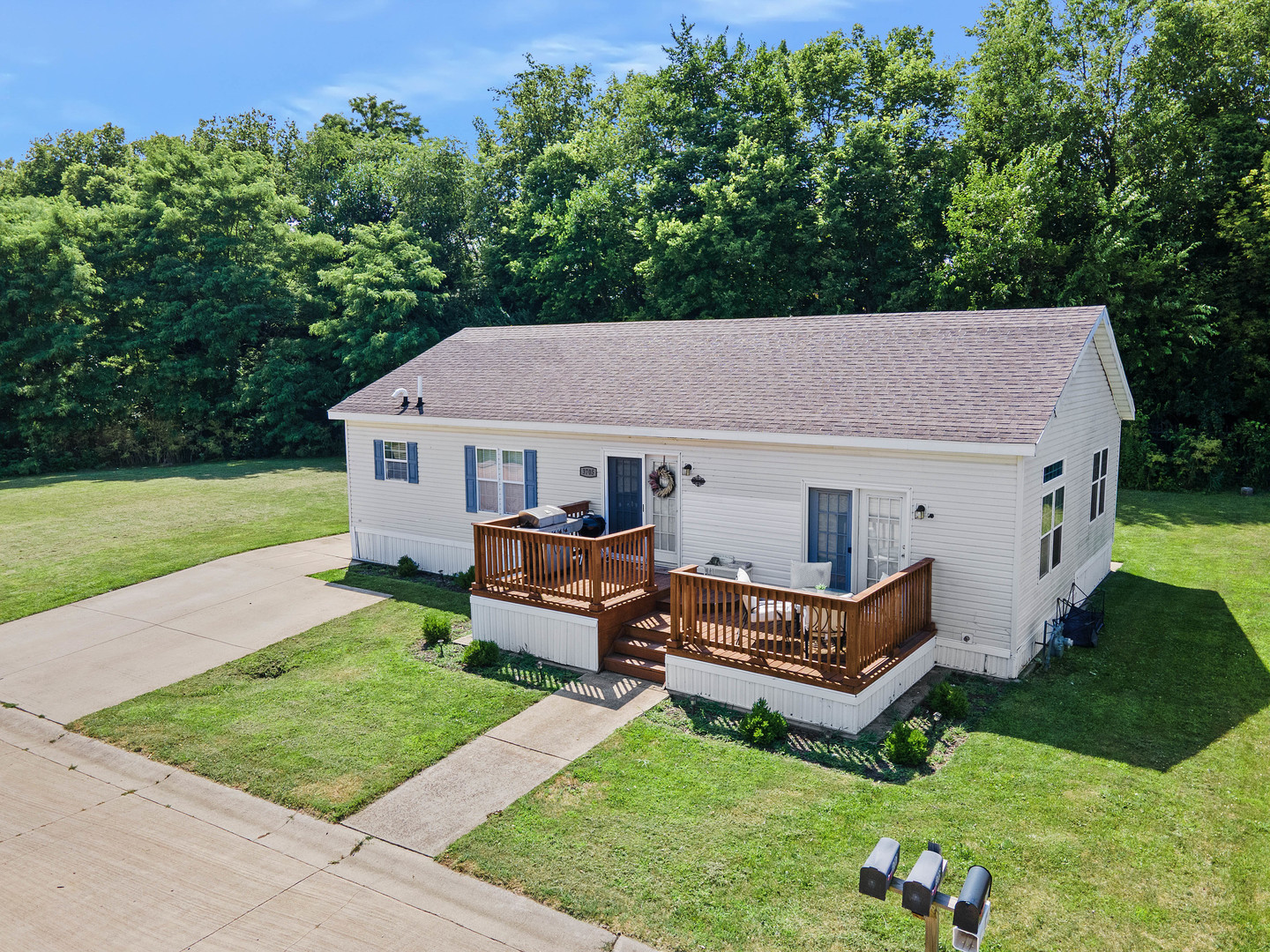 3705 Alyssum Drive, Bloomington, IL 61705