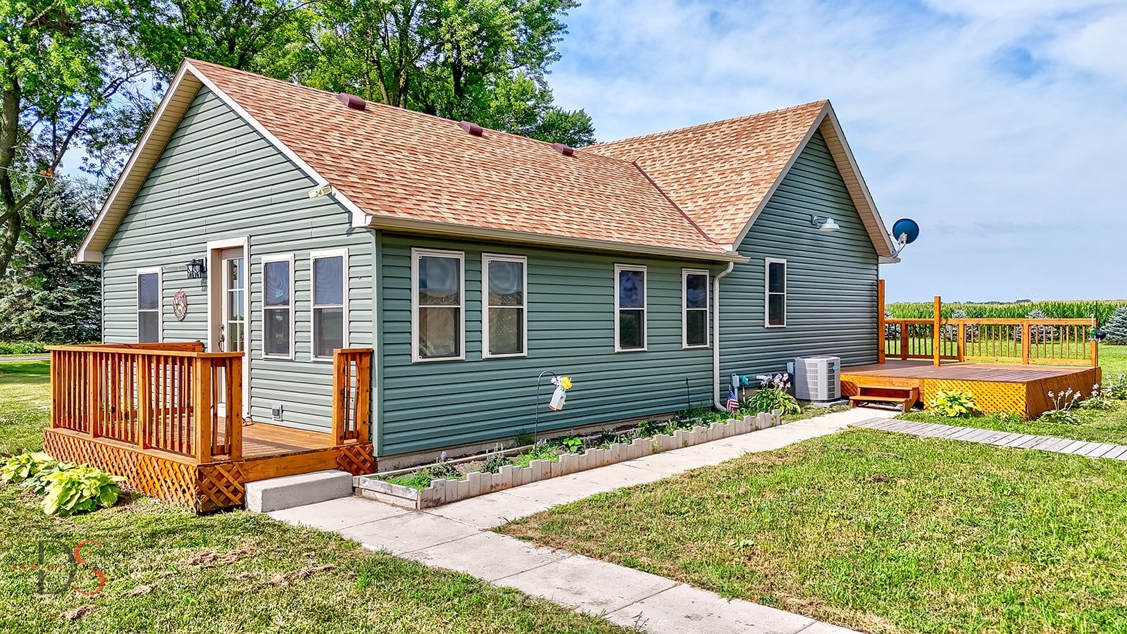 8965 S Holm Road, Dwight, IL 60420