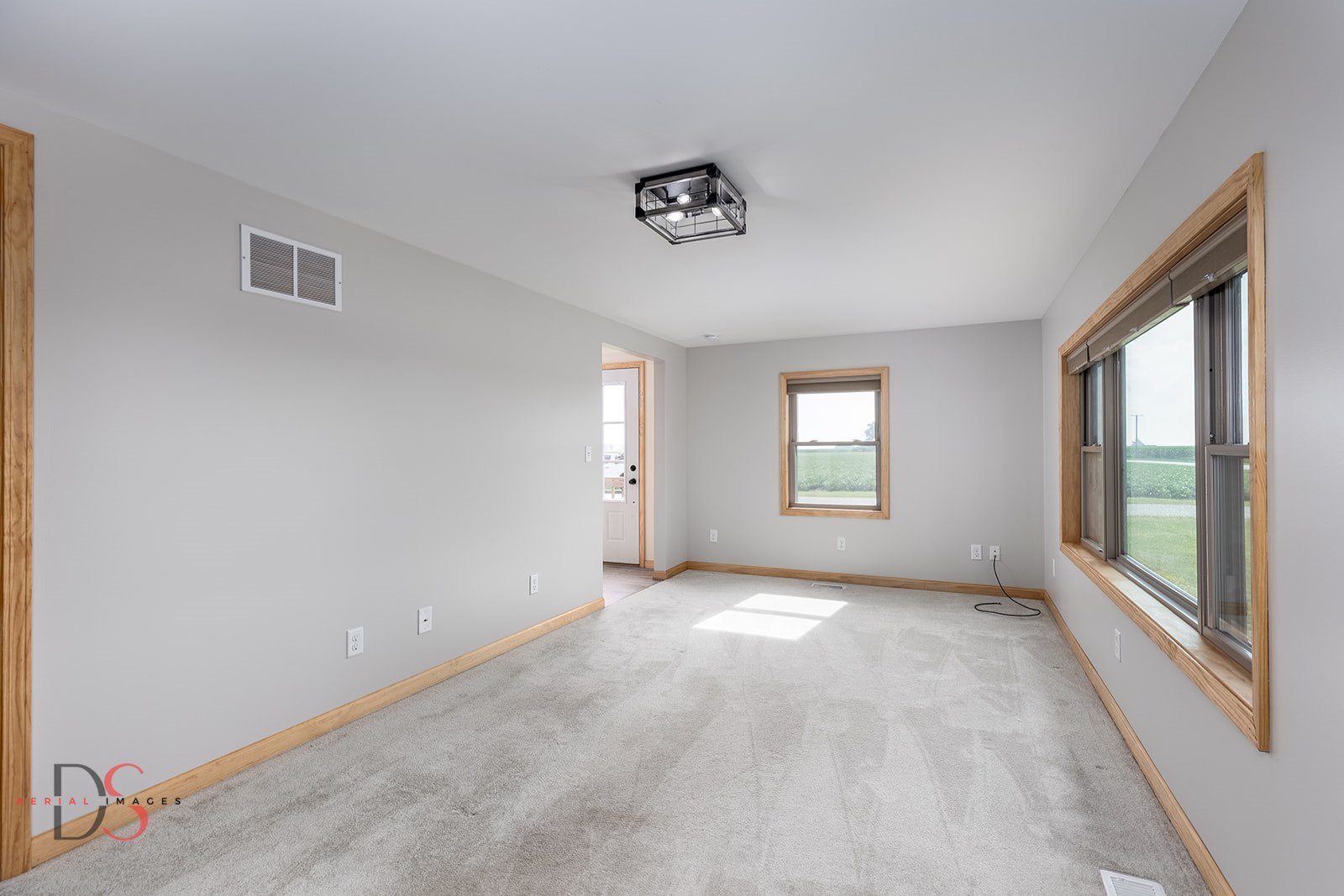 8965 S Holm Road, Dwight, IL 60420