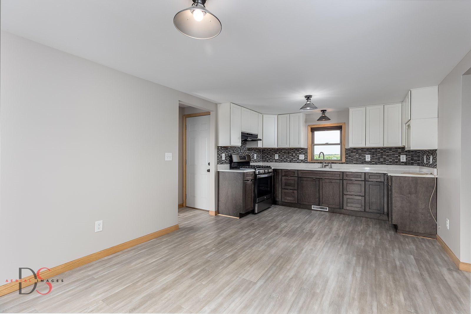 8965 S Holm Road, Dwight, IL 60420