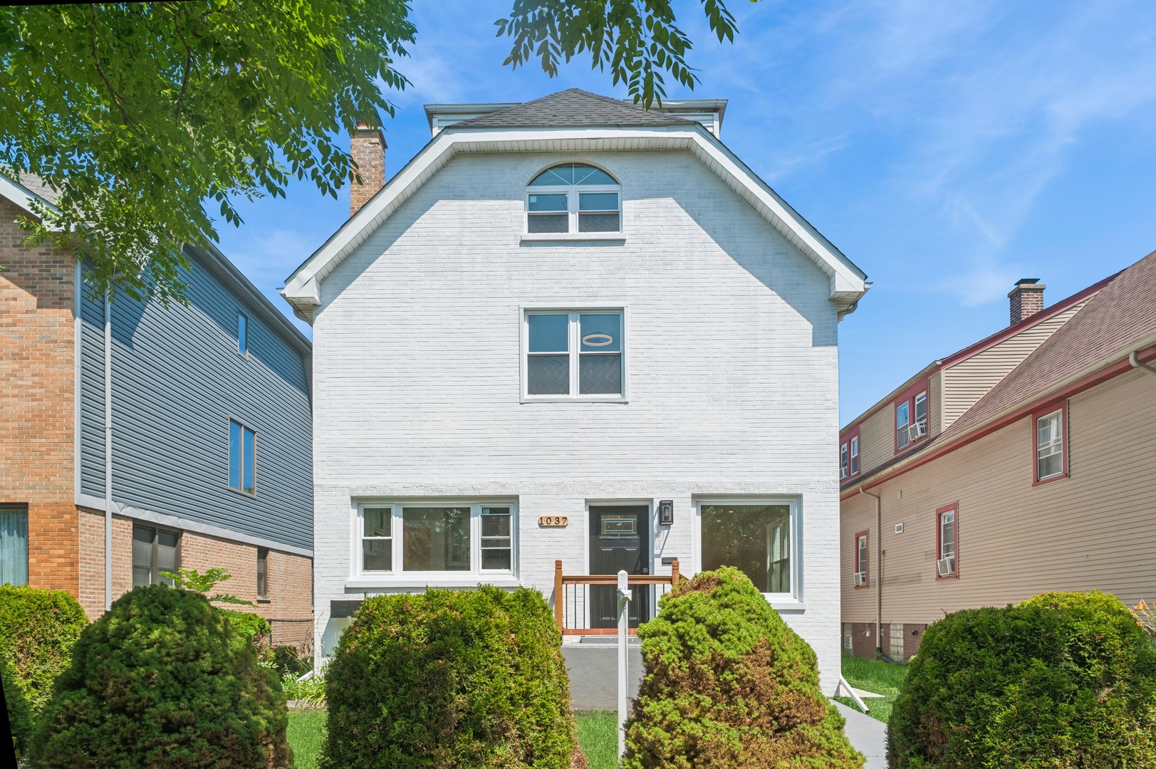 1037 Dodge Avenue, Evanston, IL 60202