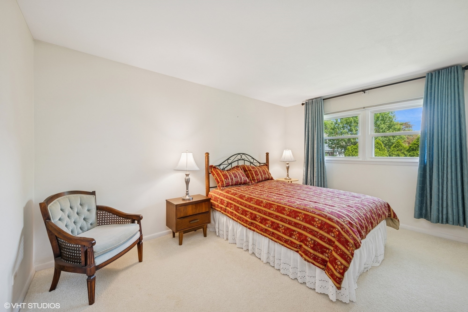 2519 N Dryden Place, Arlington Heights, IL 60004