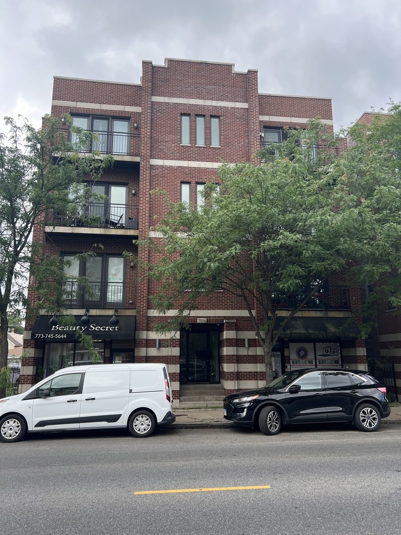 3016 N Harlem Avenue #3N, Chicago, IL 60634