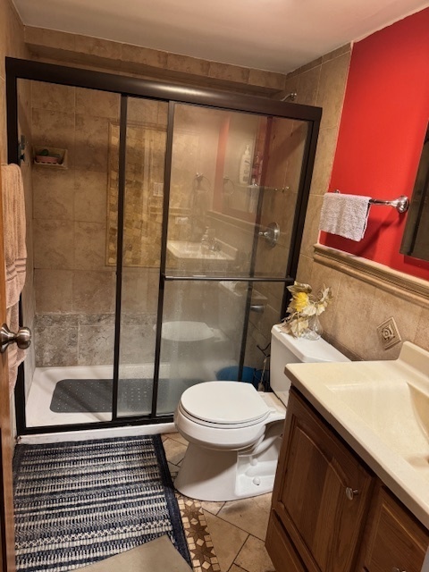 300 S Roselle Road #207, Schaumburg, IL 60193