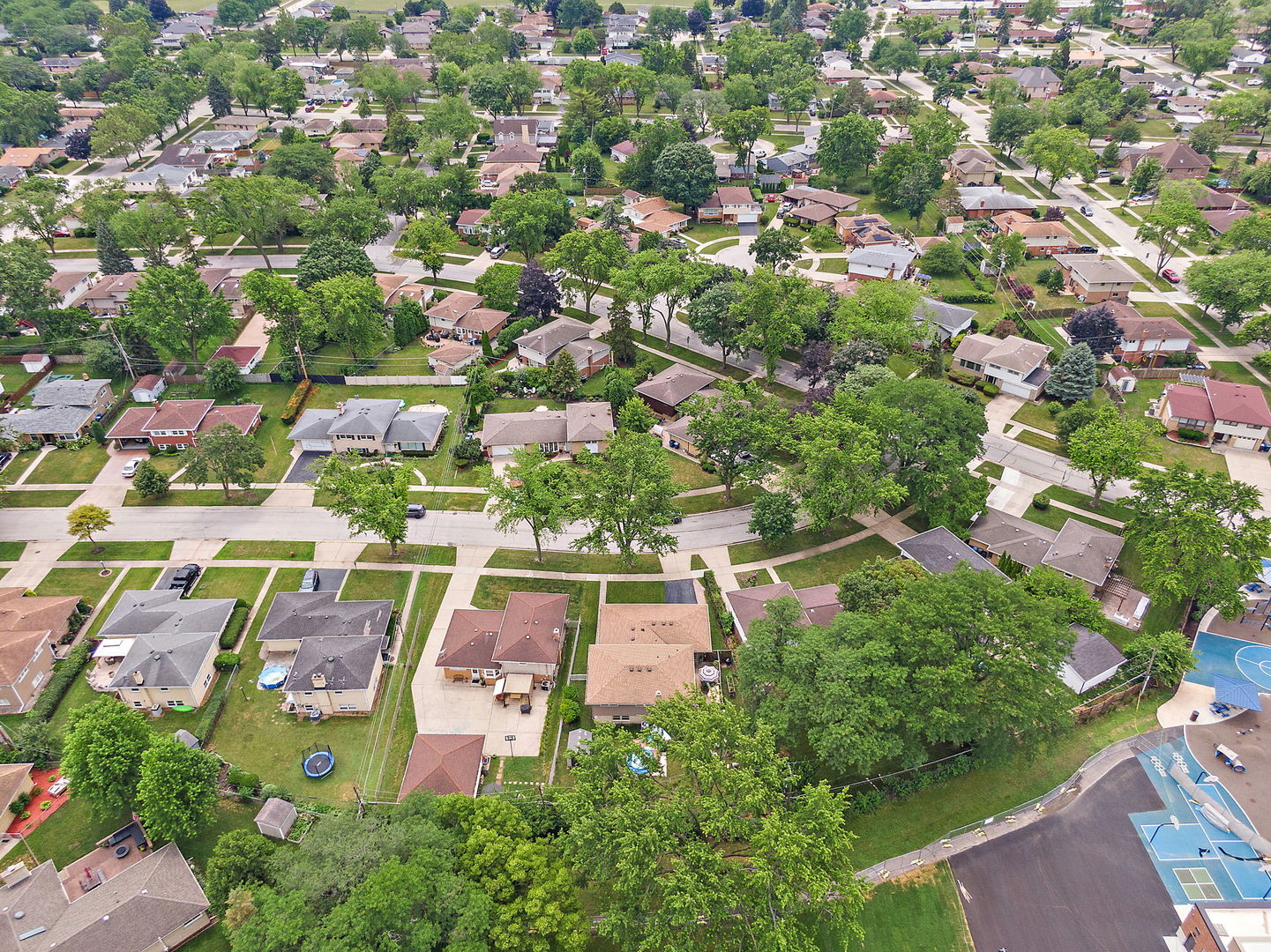 222 Dulles Road, Des Plaines, IL 60016
