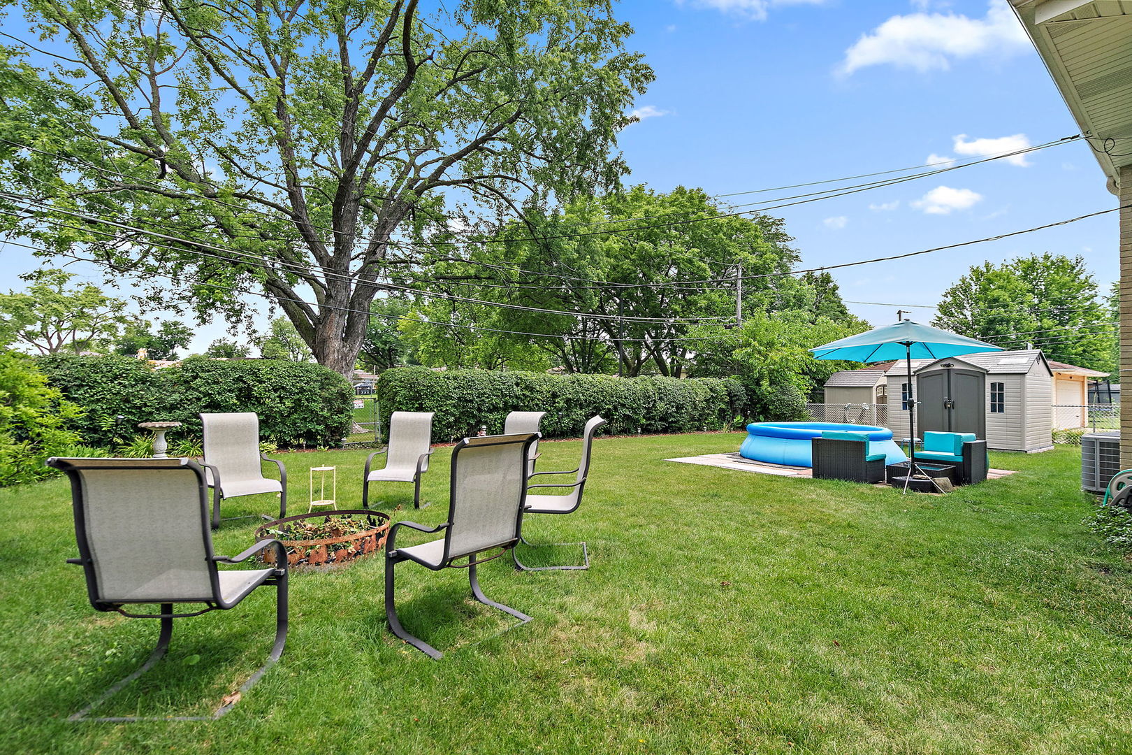 222 Dulles Road, Des Plaines, IL 60016
