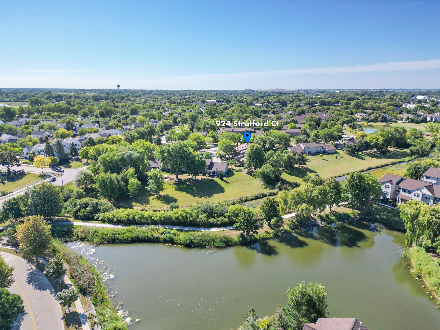 924 STRATFORD Court, Grayslake, IL 60030