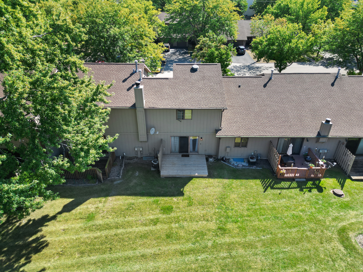 924 STRATFORD Court, Grayslake, IL 60030